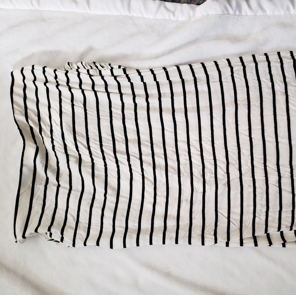 Six Skirts - Picture 3 of 16